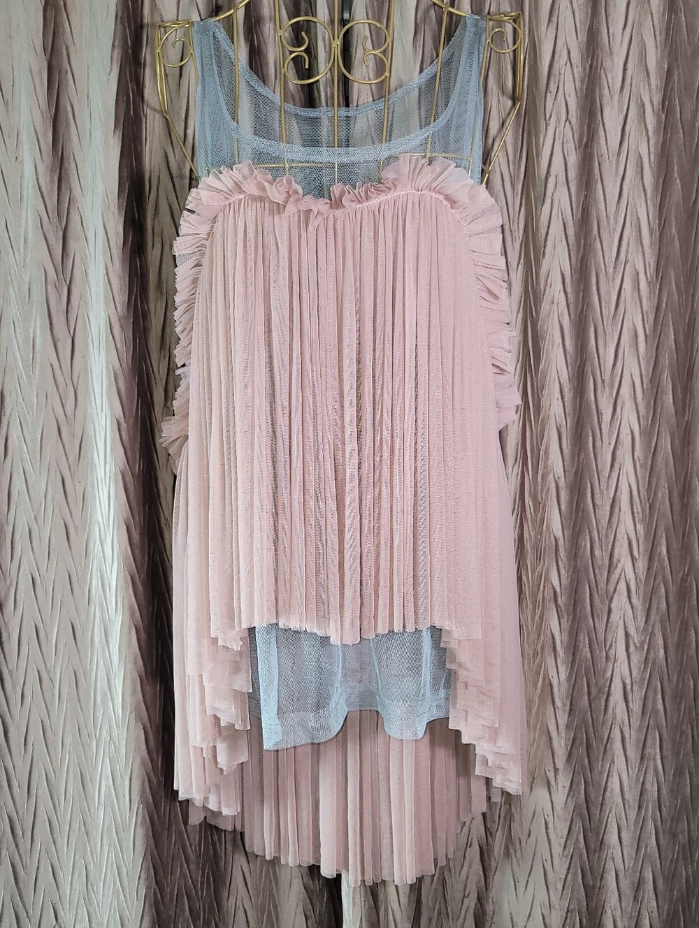 59 Seconds YesStyle Pink Pleated High-Low Tiered Mesh Top - One Size NWOT